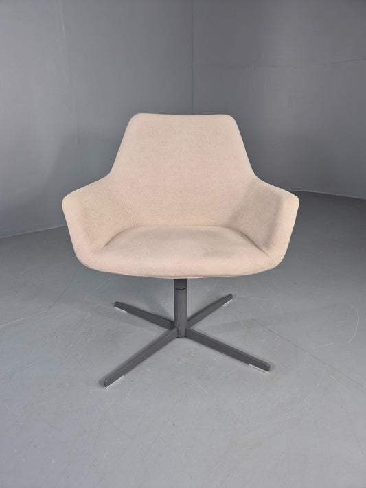 Vintage Swivel Tub Chair Hitch Mylius Modern Design Retro Cream EB12847