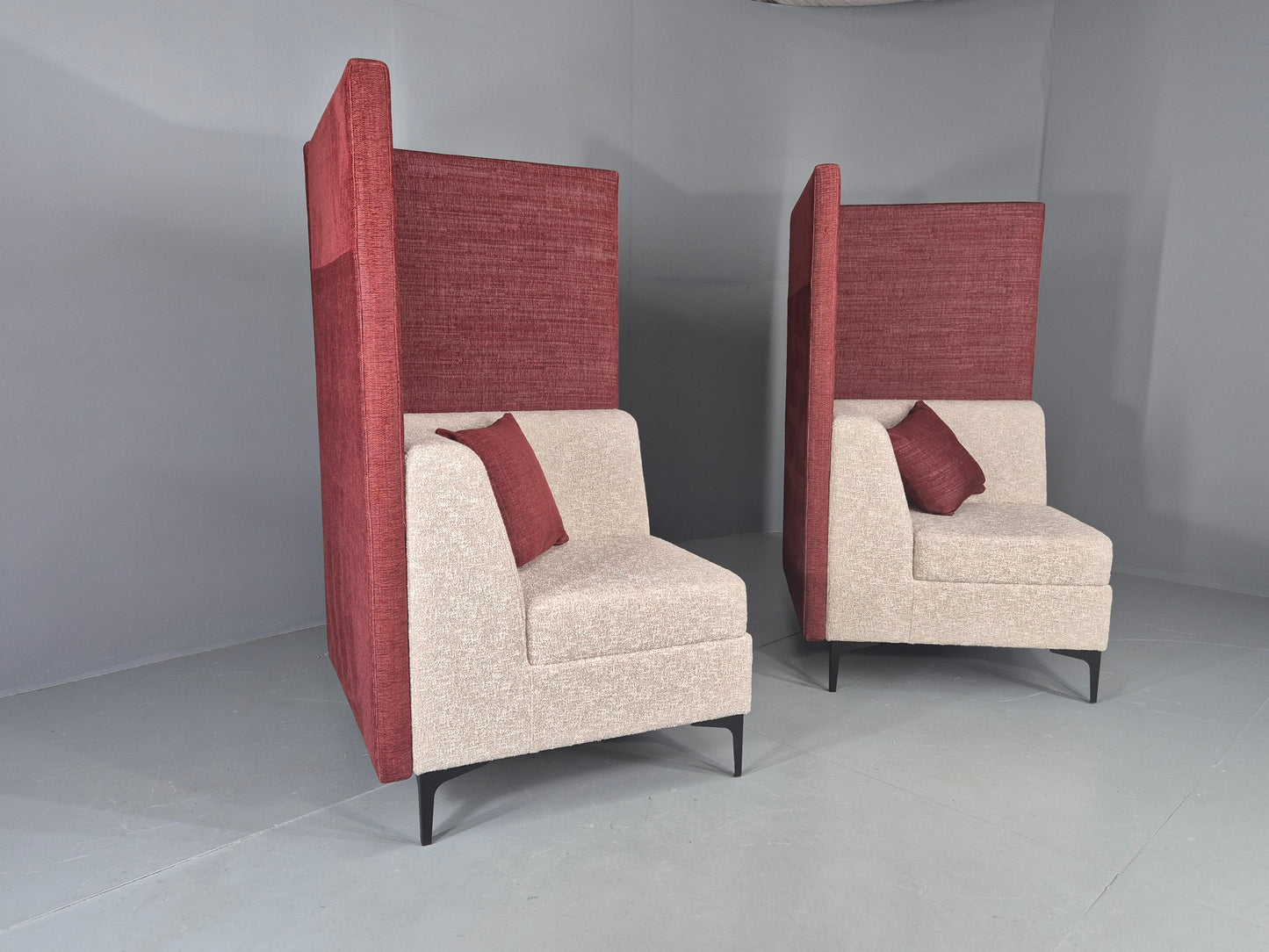 Vintage Moventi Booth sofa Red and Cream Quality Modern Design EB12576
