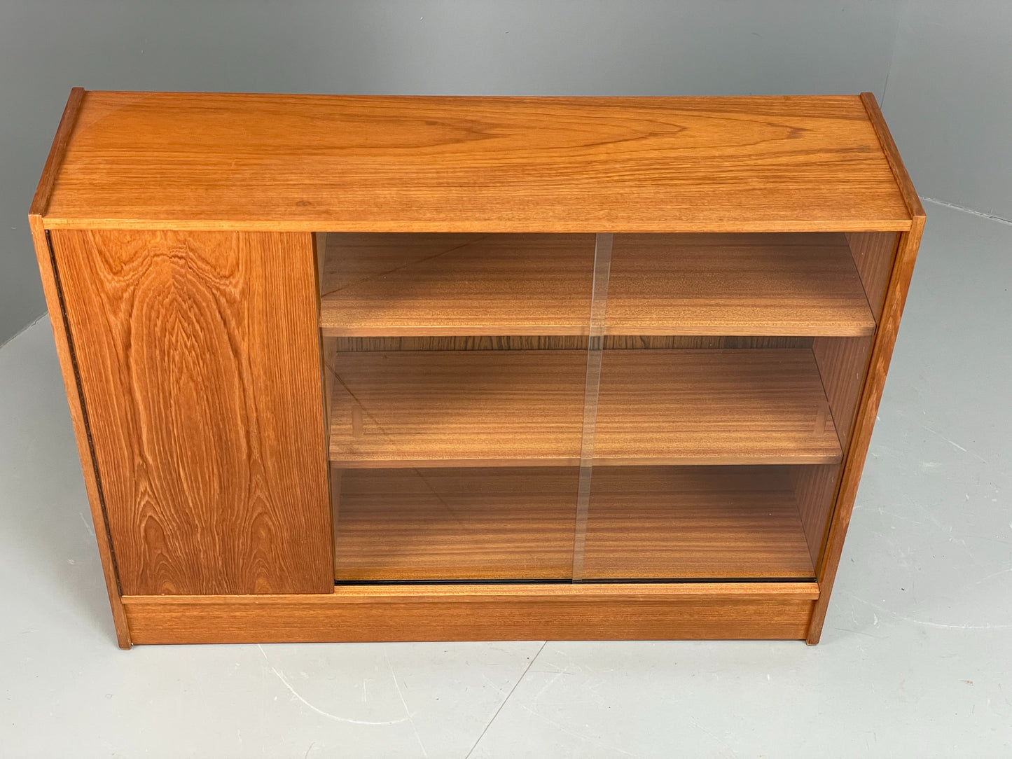 Vintage 1960s Glazed Bookcase Teak Mid Century Modern Shelving Cabinet EB12214