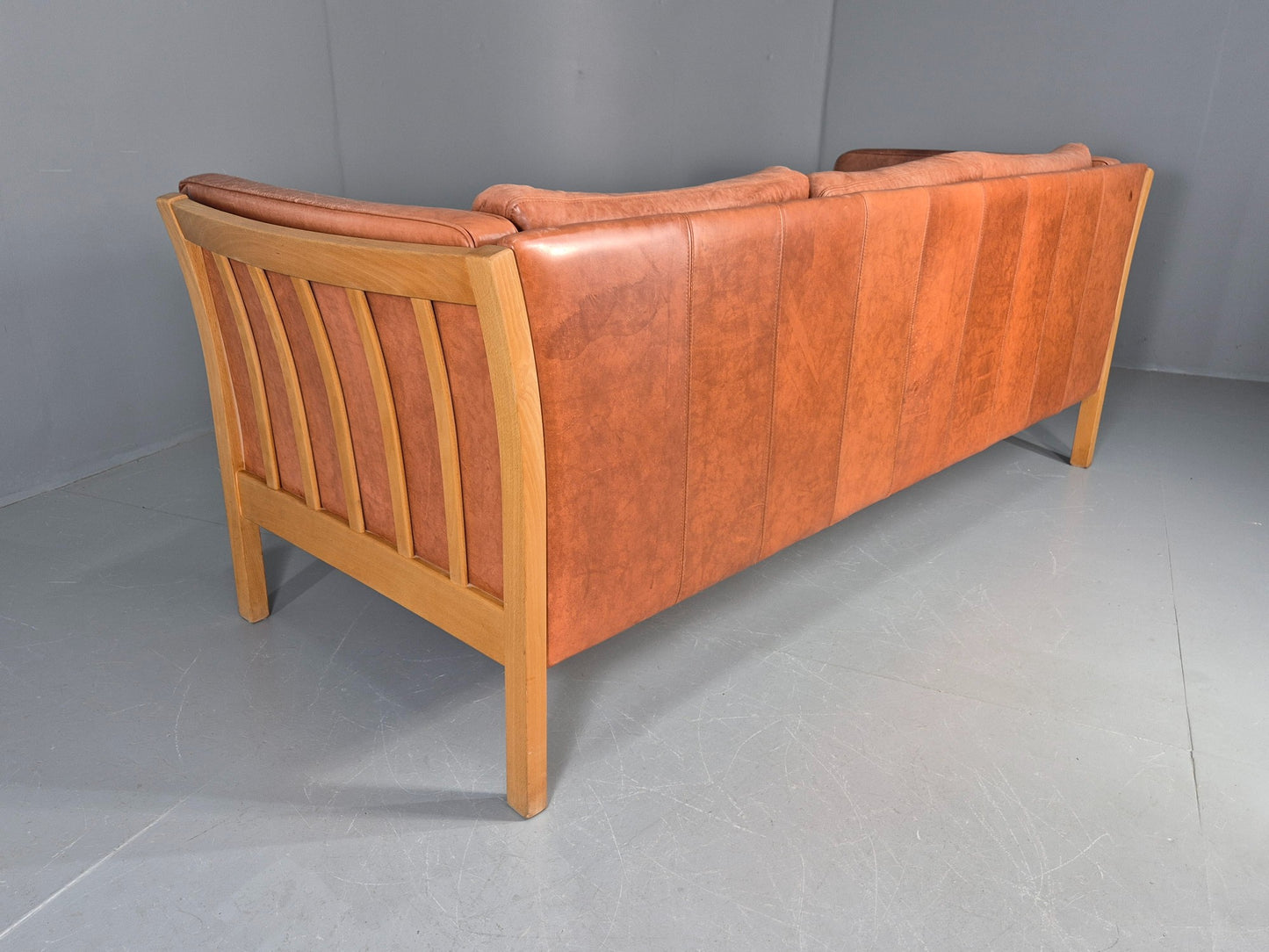 Vintage 3 Seater Sofa Tan Leather Stouby Style 1980s Retro MCM EB10104