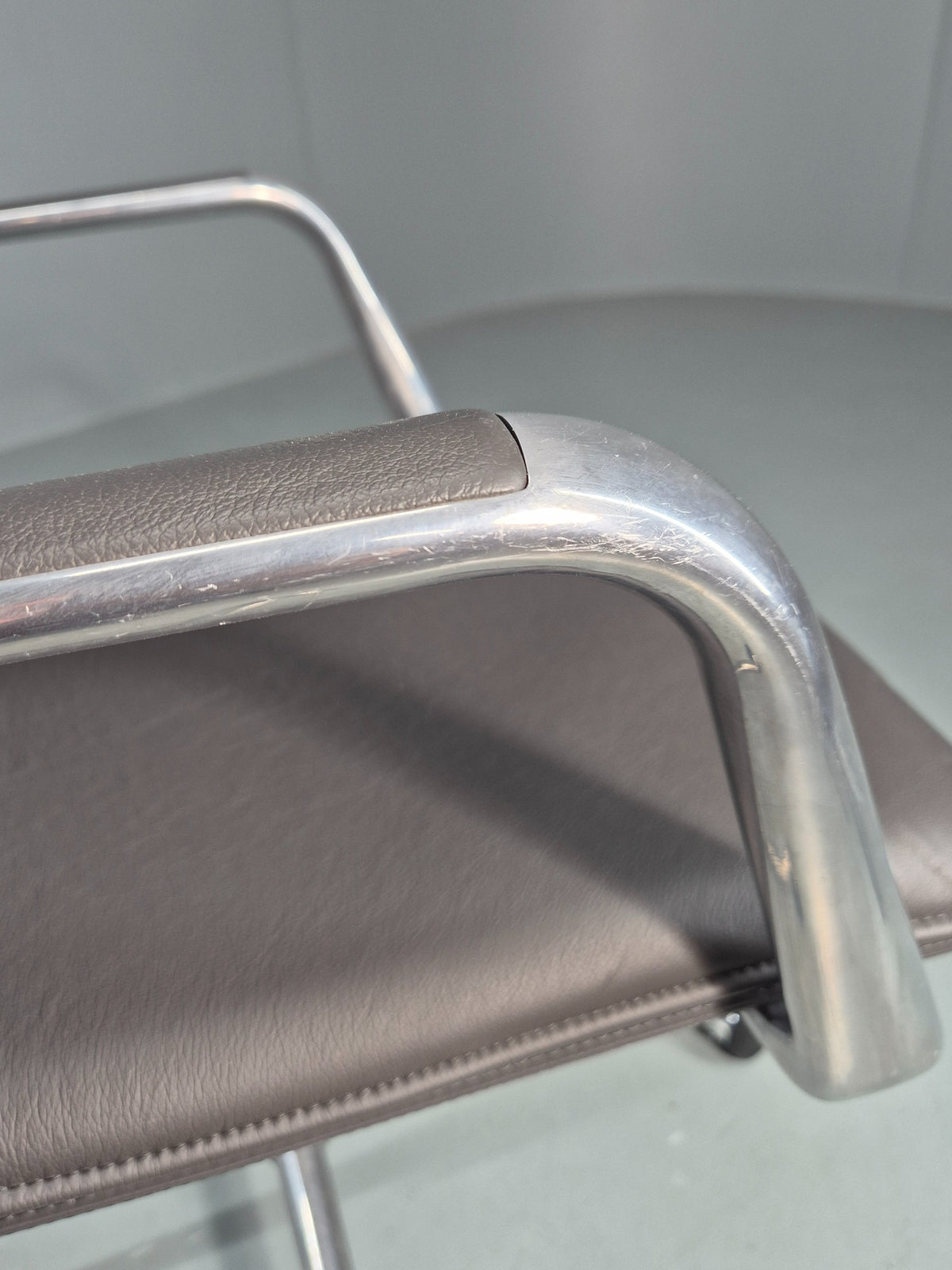 Modern Design Brunner Finasoft Conference Chair Grey Leather EB12996