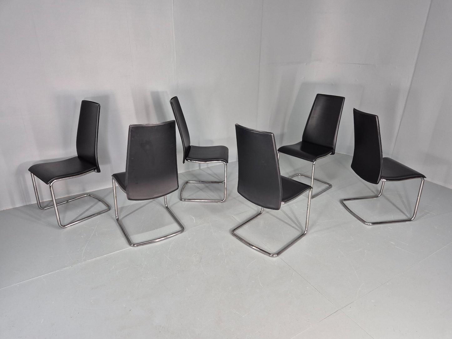 6 Vintage Calligaris Swing Chairs Black Leather and Chrome Modern Design EB12538