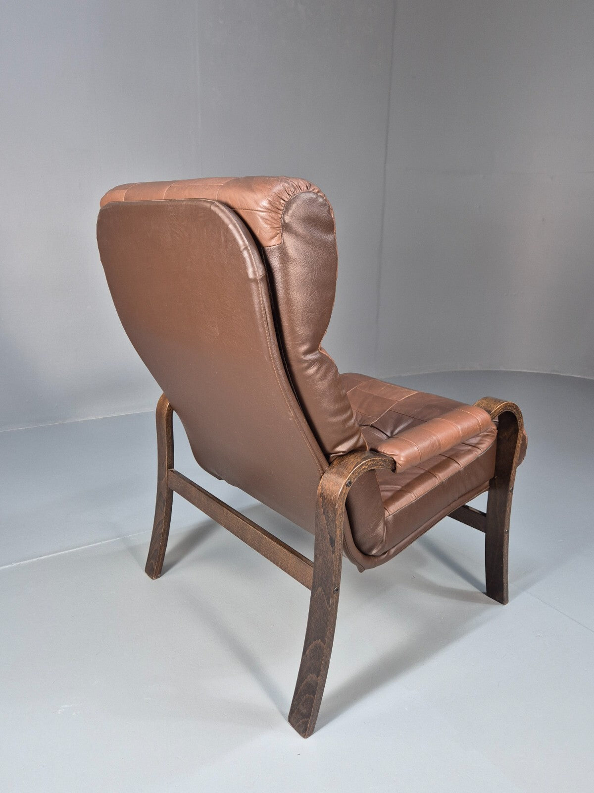 Vintage Danish Bentwood Lounge Chair Brown Leather Buttoned 1970s EB9486 MBEN - UKDK FURNITURE