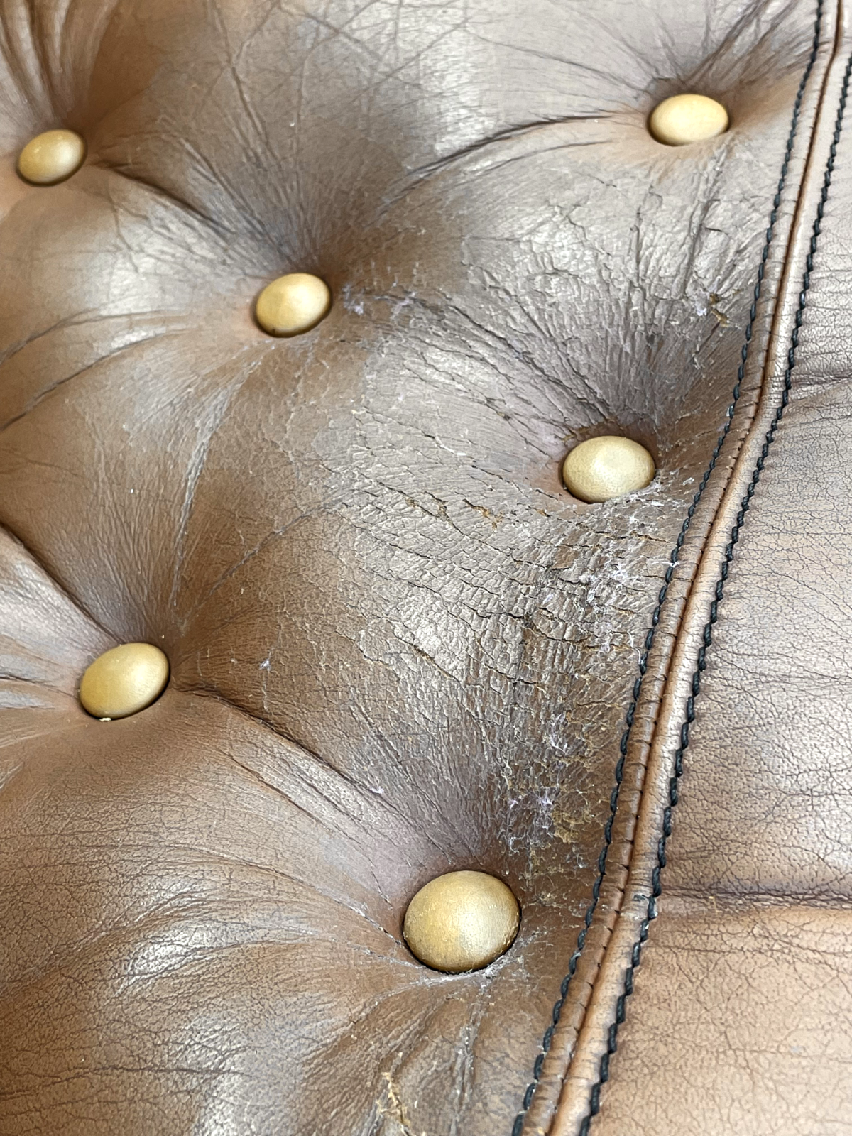 Vintage Danish Leather Lounge Chair, Bentwood Frame, Retro, MCM EB4391 MBEN - UKDK FURNITURE