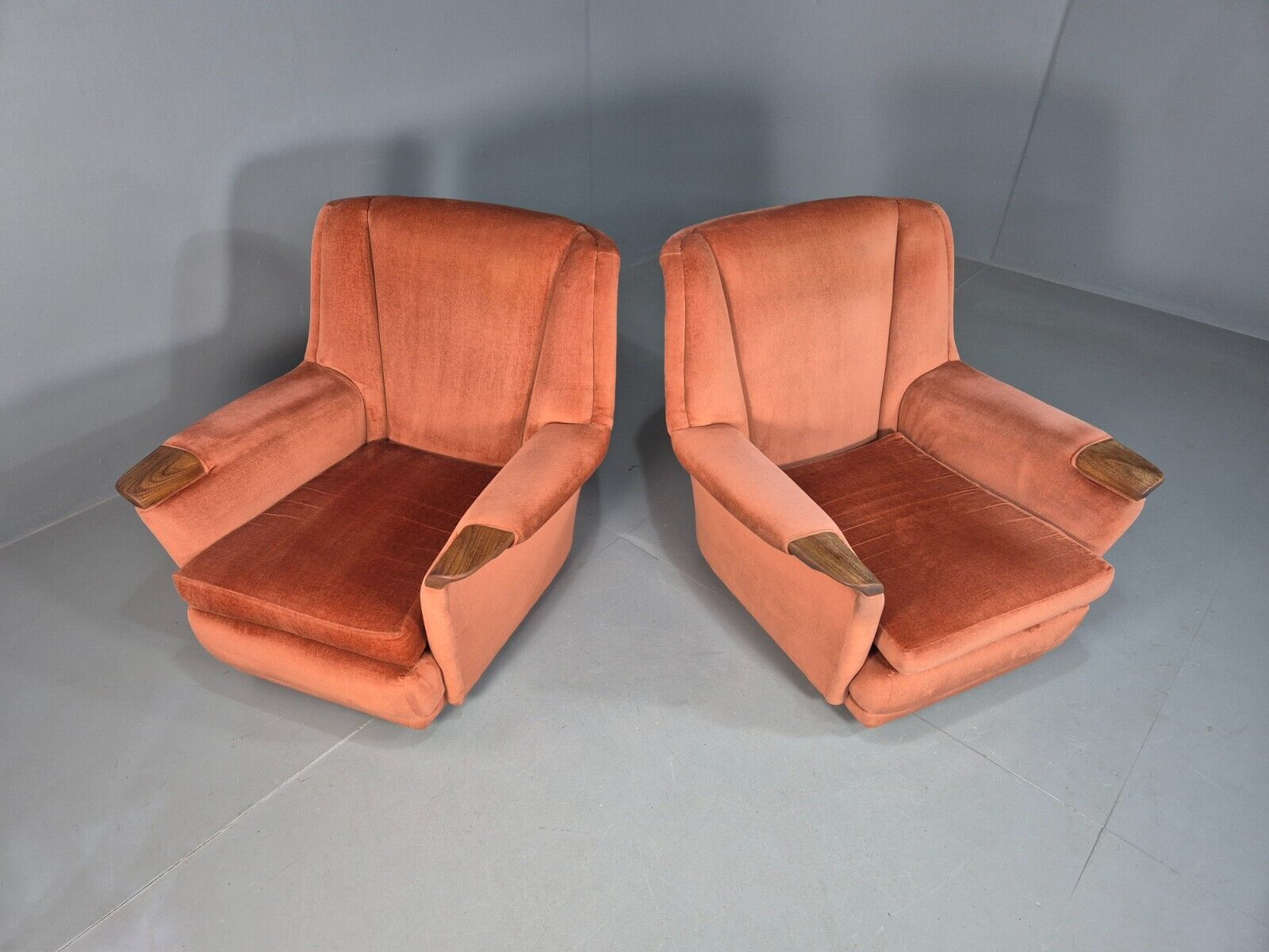 2 Vintage Lounge Chairs Pink Velour Teak Paws 1960s Retro EB8203 MNOR - UKDK FURNITURE