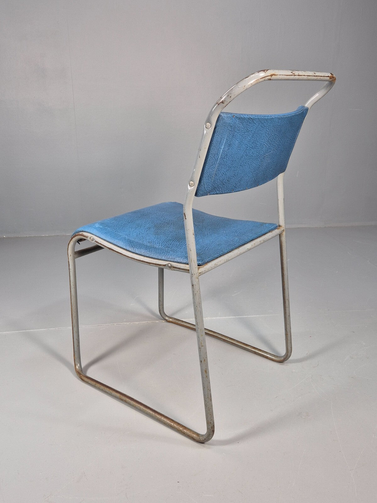 7 1950s Stacking Village Hall Chairs PEL style models in Blue Vinyl EB9470 MSTA - UKDK FURNITURE