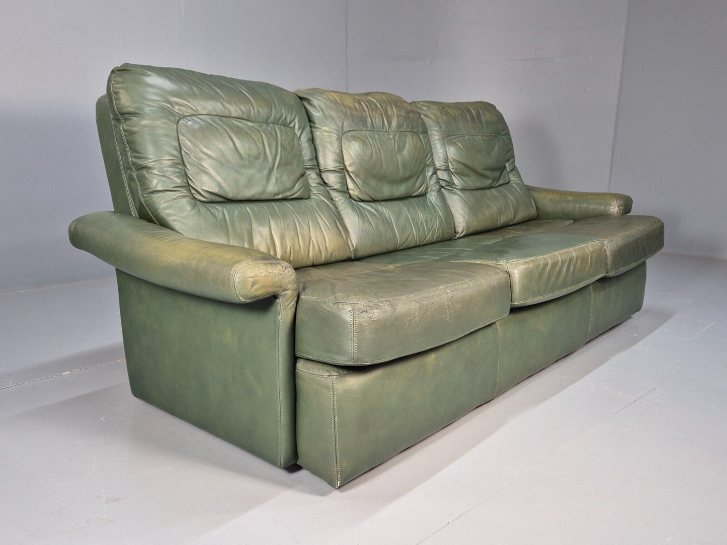 Vintage Green Leather Sofa 1970s Harrods Retro MCM EB9475 M3SS - UKDK FURNITURE