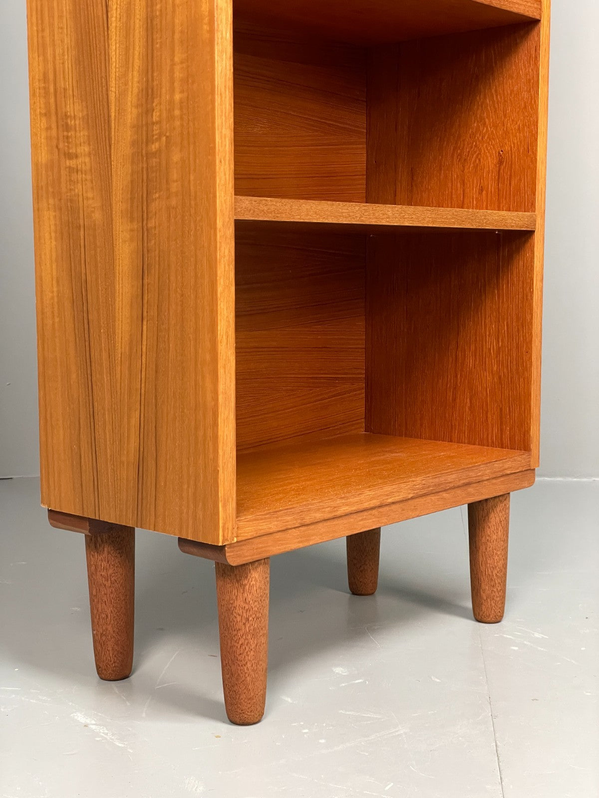 Vintage Teak Bookcase 1970s Tall Retro Alcove Shelving Unit EB11441 MWOO18
