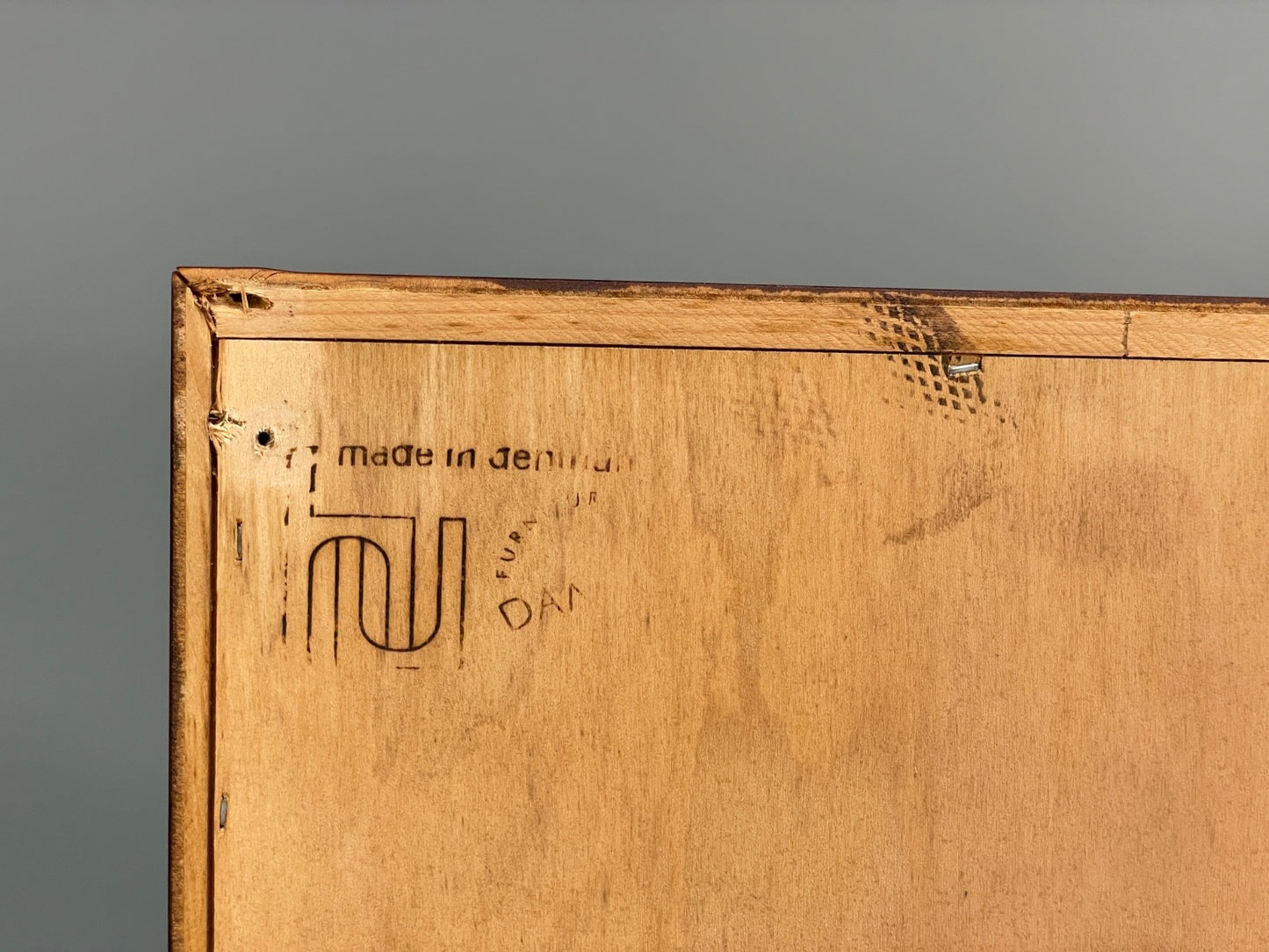 7919523