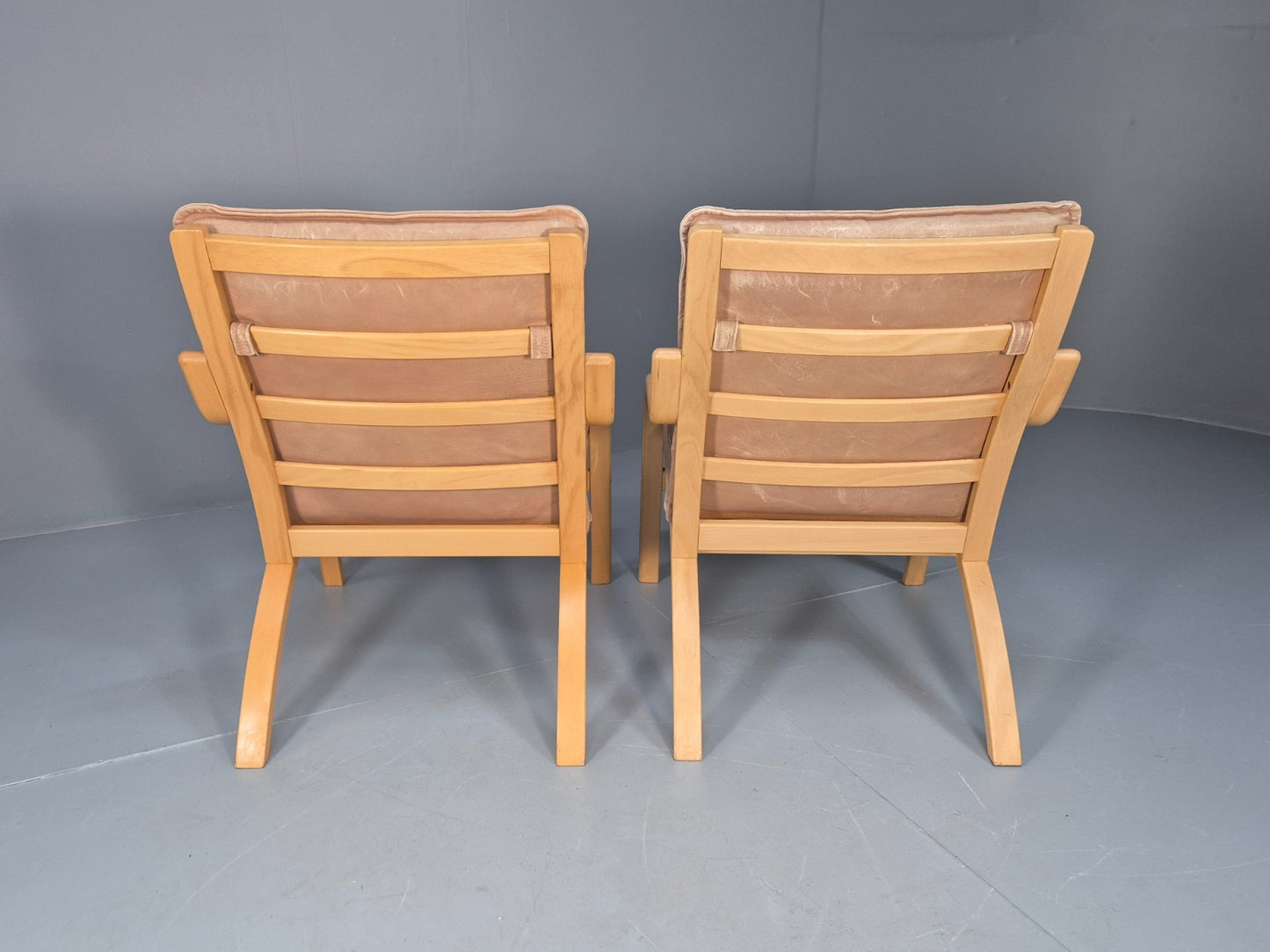 2 Stouby Tan Leather Bentwood Lounge Chairs 1980s Danish Design EB9303 MBEN - UKDK FURNITURE