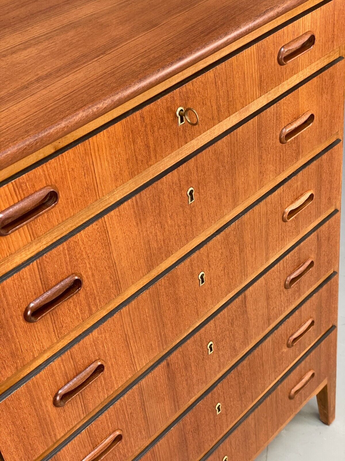 Vintage Danish Teak Chest Of Drawers Solid Handles Mid Century EB9117 MWOO - UKDK FURNITURE