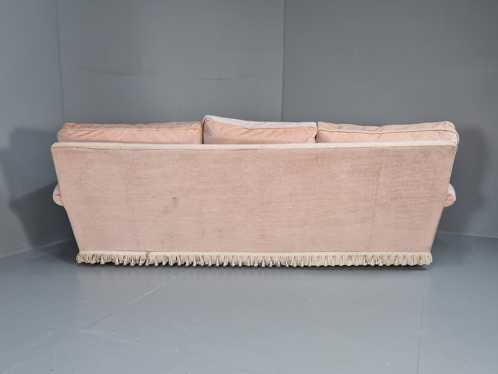 1970s Gold Velour Luxury Three Seater Settee tassels Retro   EB10632 V3SS18