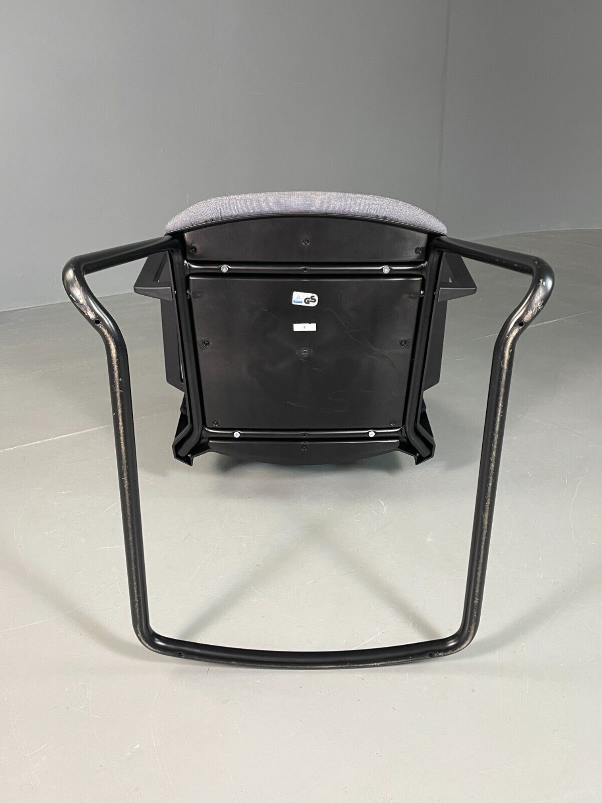 Vintage Task Chair Black and Grey Moventi Coz Cantilever EB6831 MNOR - UKDK FURNITURE