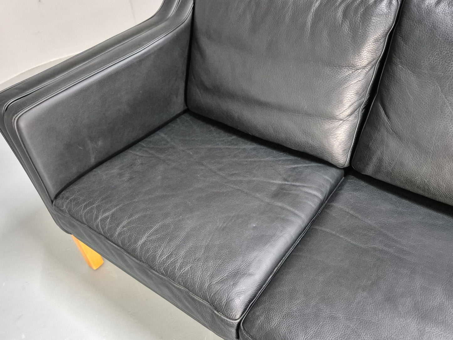 7978025
