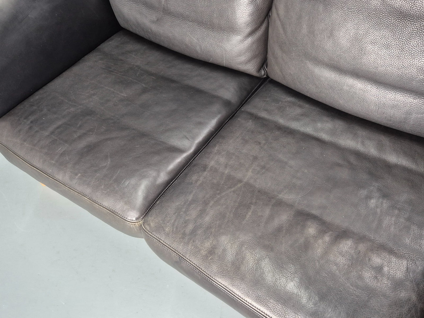 Vintage Danish Two Seater Leather Sofa Quality Feather Filled Retro EB11643 M2SS15