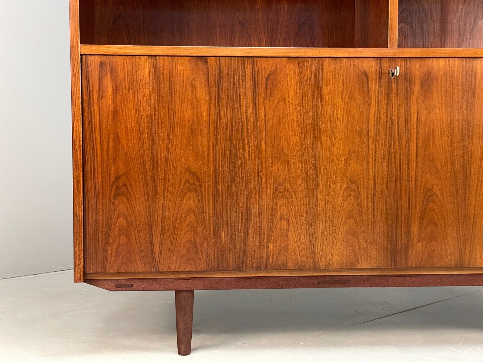Vintage Danish Shelving Unit Drinks Cabinet By Poul Hundevad EB9105 MWOO - UKDK FURNITURE