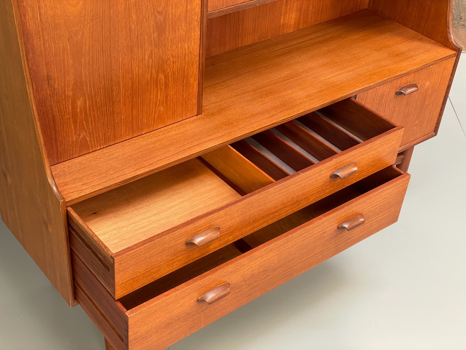 Vintage G Plan Highboard Teak 1960s Mid Century Design Drawers EB9716 MWOO - UKDK FURNITURE