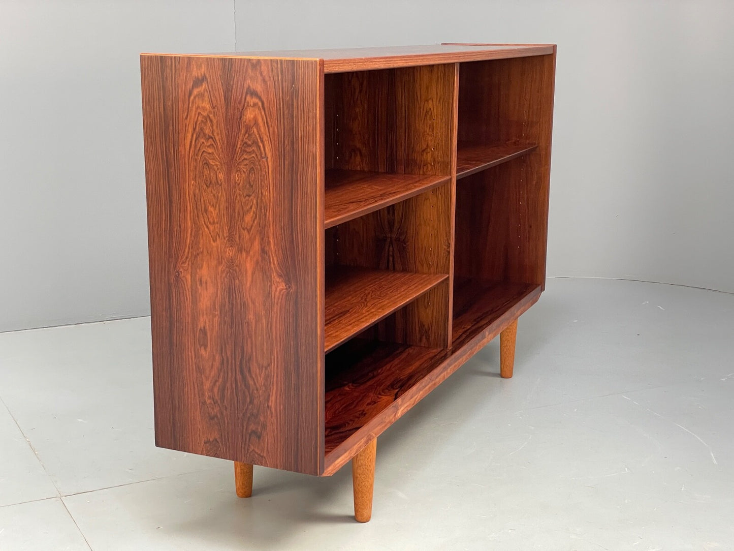 Vintage Bookcase By Hundevad Danish Retro Shelving 1970s Mid Century EB9518 MWOO - UKDK FURNITURE