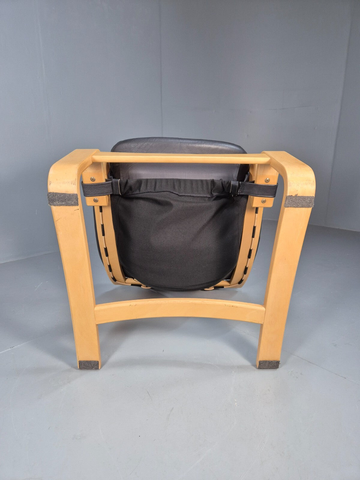 Vintage Skippers Apollo Chair Black Leather Bentwood Frame 1980s MCM EB9292 MBEN - UKDK FURNITURE