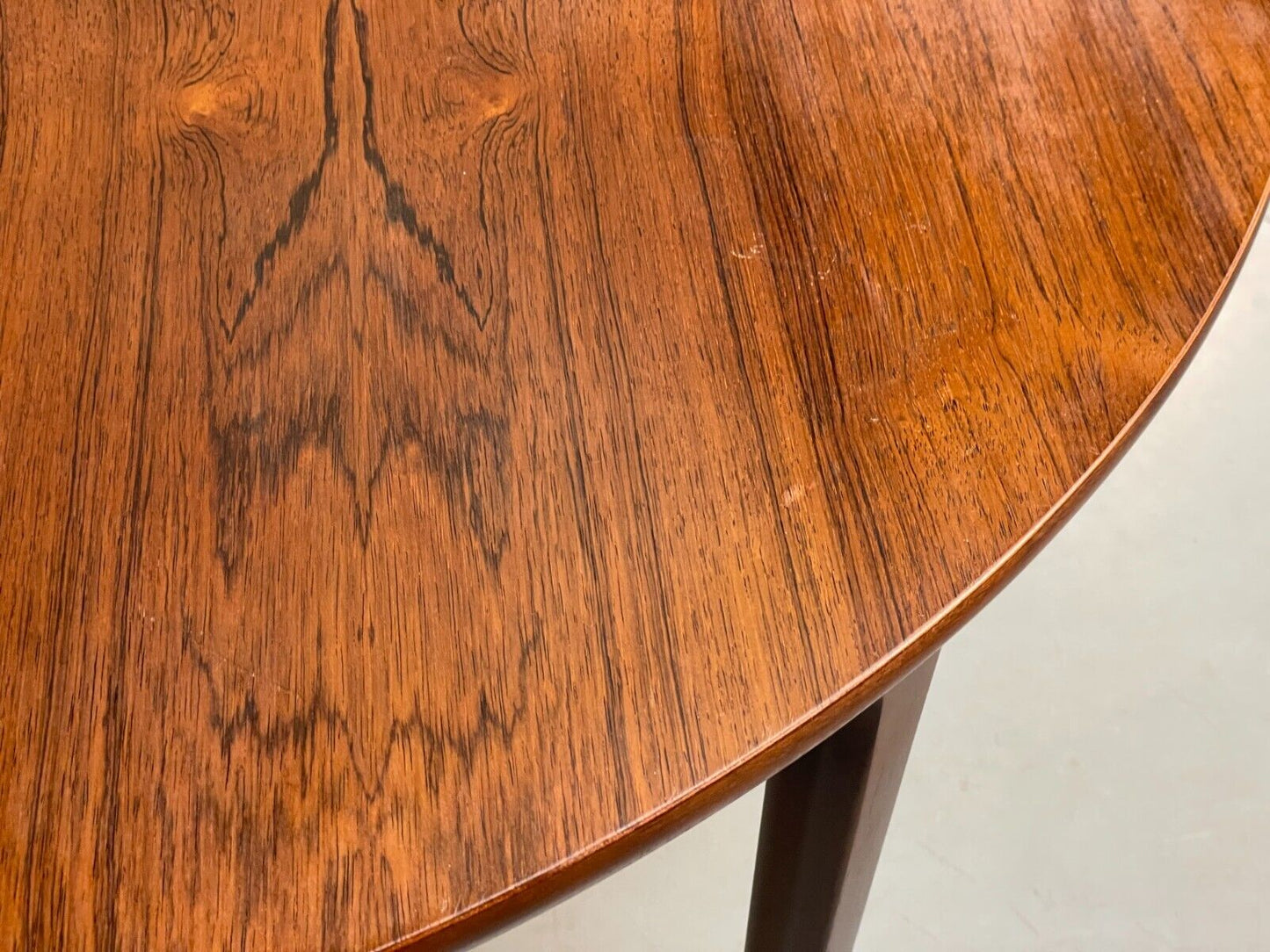 Vintage Nathan Dining Table Extending Circular Mid Century EB9126 MWOO - UKDK FURNITURE