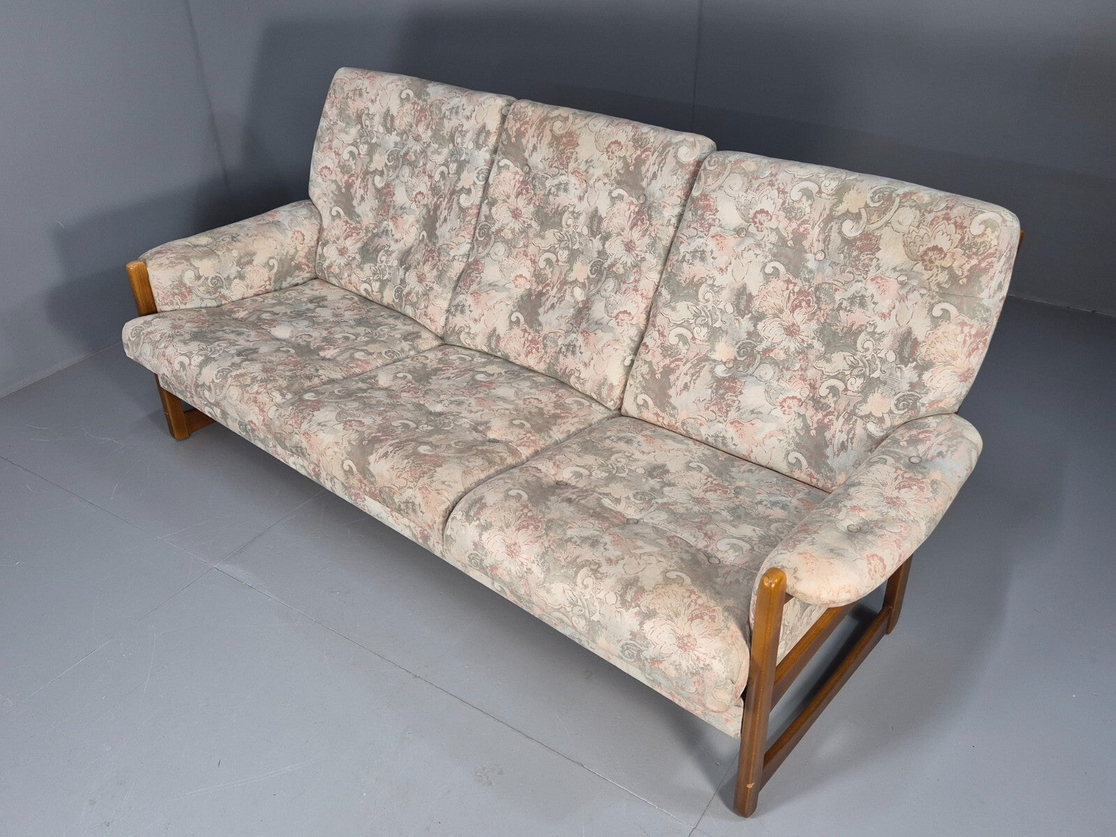 Vintage 1970s Wood Frame 3 Seat Sofa Floral Cotton Upholstery Retro EB9474 M3SS - UKDK FURNITURE