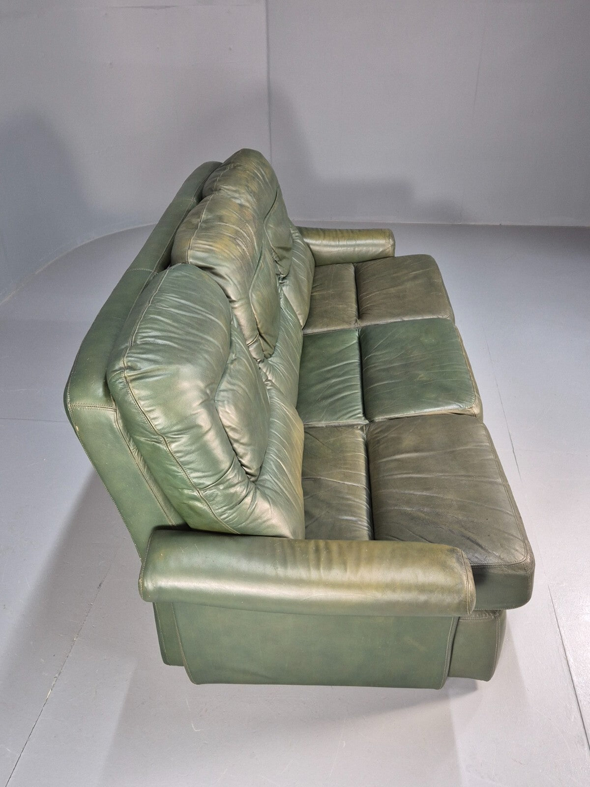 Vintage Green Leather Sofa 1970s Harrods Retro MCM EB9475 M3SS - UKDK FURNITURE