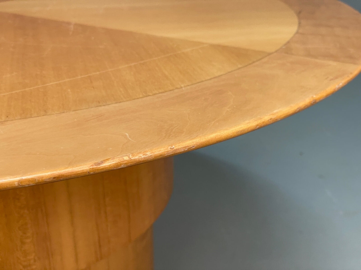 Circular Maple Coffee Table Height Adjustable Art Deco Themed Modern EB9439 MWOO - UKDK FURNITURE