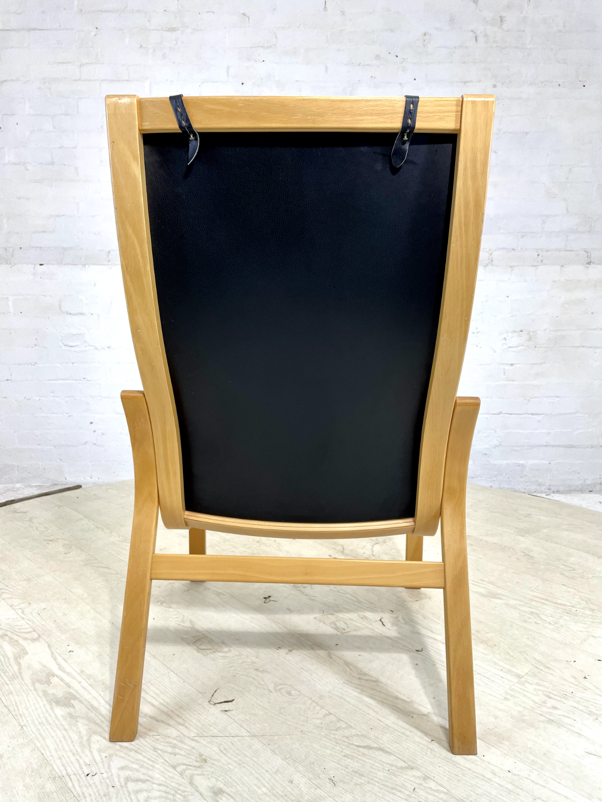 Vintage Danish Leather and Bentwood Lounge Chair, Retro, MCM, EB4444 MBEN - UKDK FURNITURE