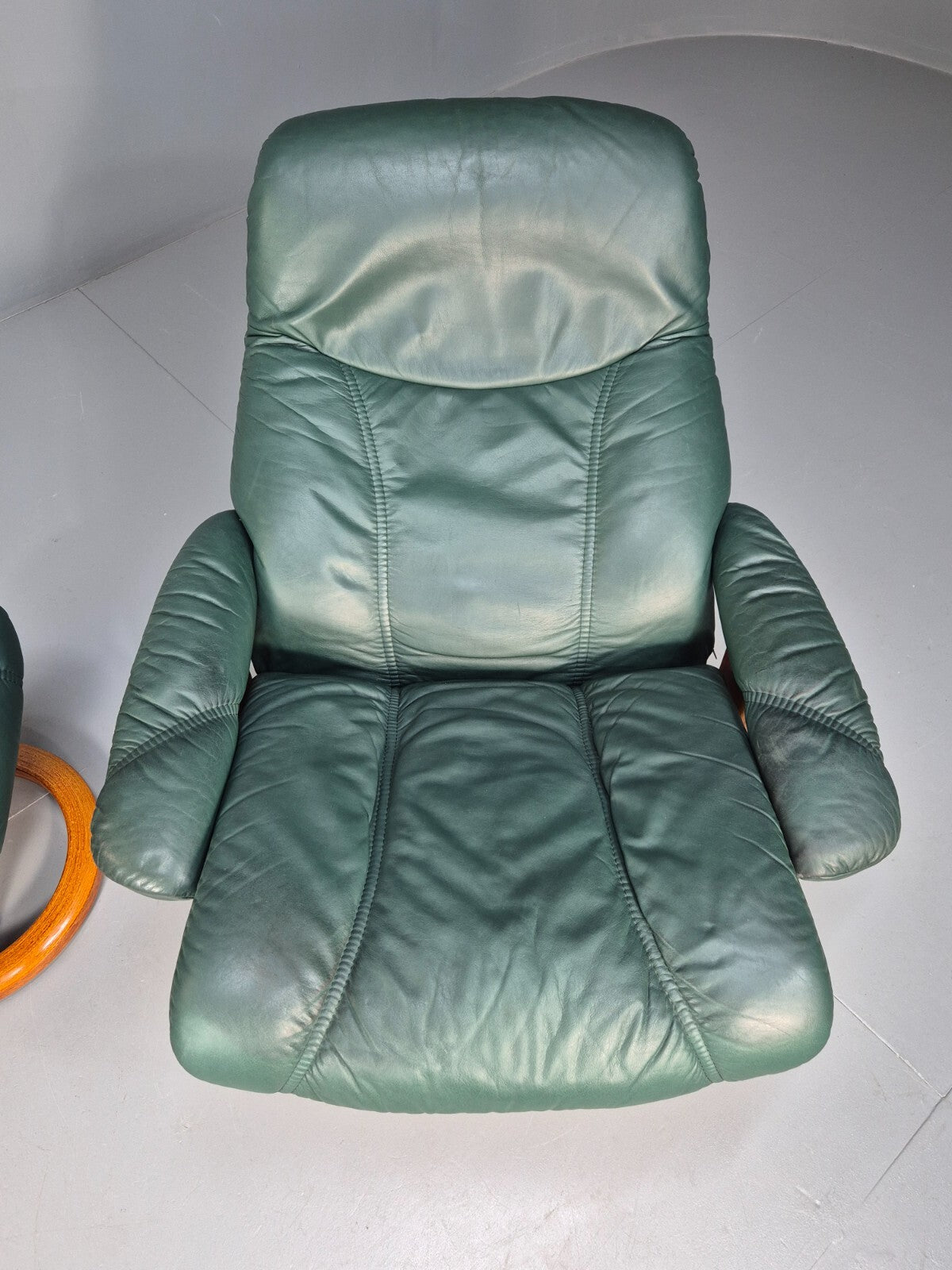 Vintage Stressless Swivel Chair Reclining & Green Leather Footstool EB9250 MSWI - UKDK FURNITURE