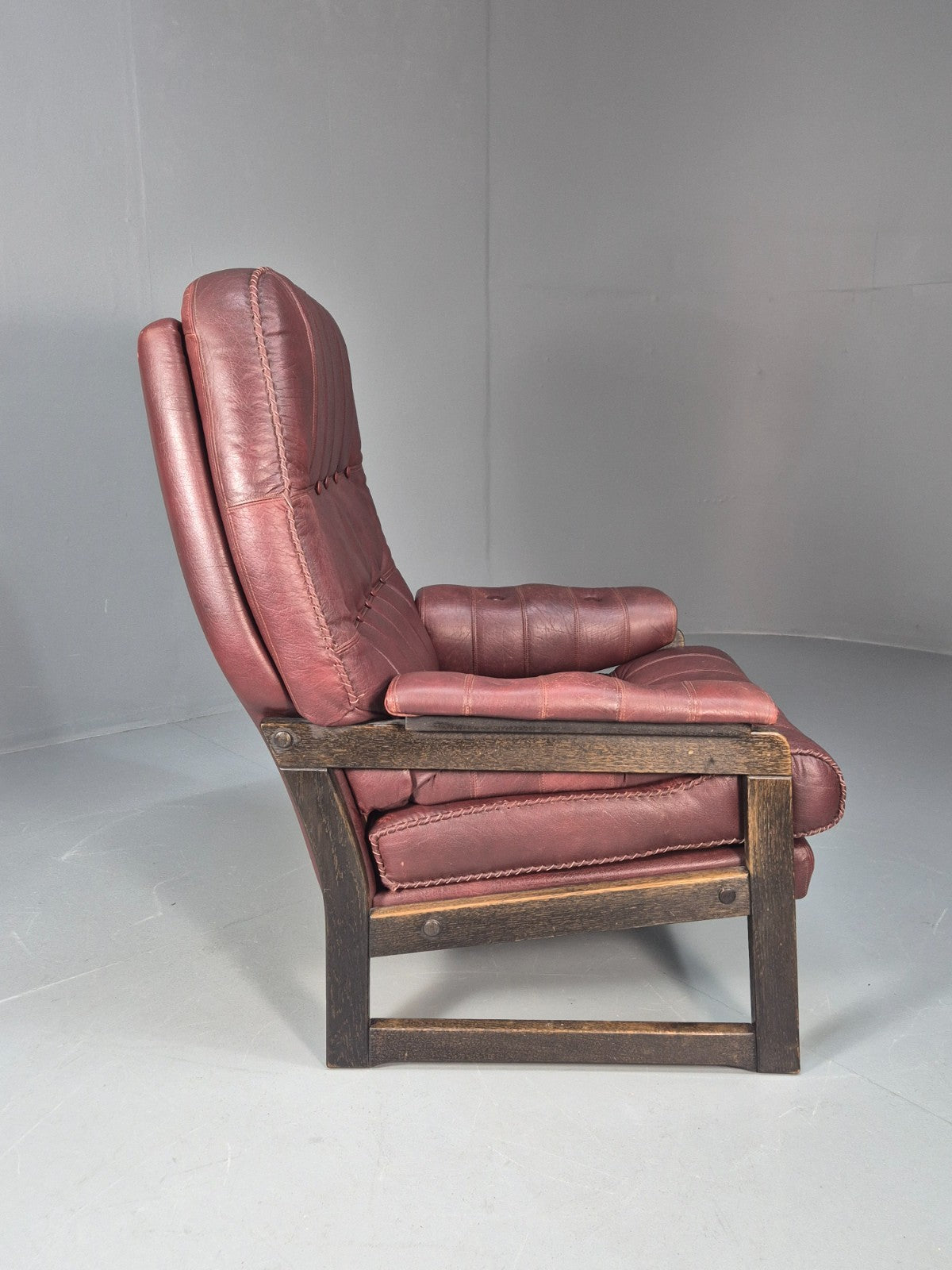 Vintage Danish Burgundy Leather 1980s Retro Lounge Chair MCM EB9793 MNOR - UKDK FURNITURE