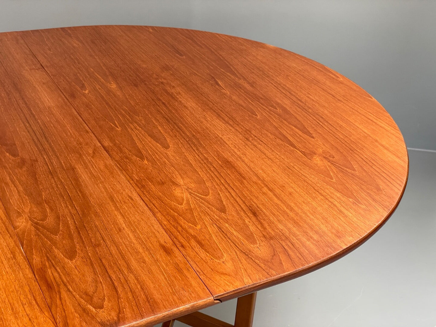 Vintage Teak Drop Leaf Dining Table By Jentique EB9766 MWOO - UKDK FURNITURE