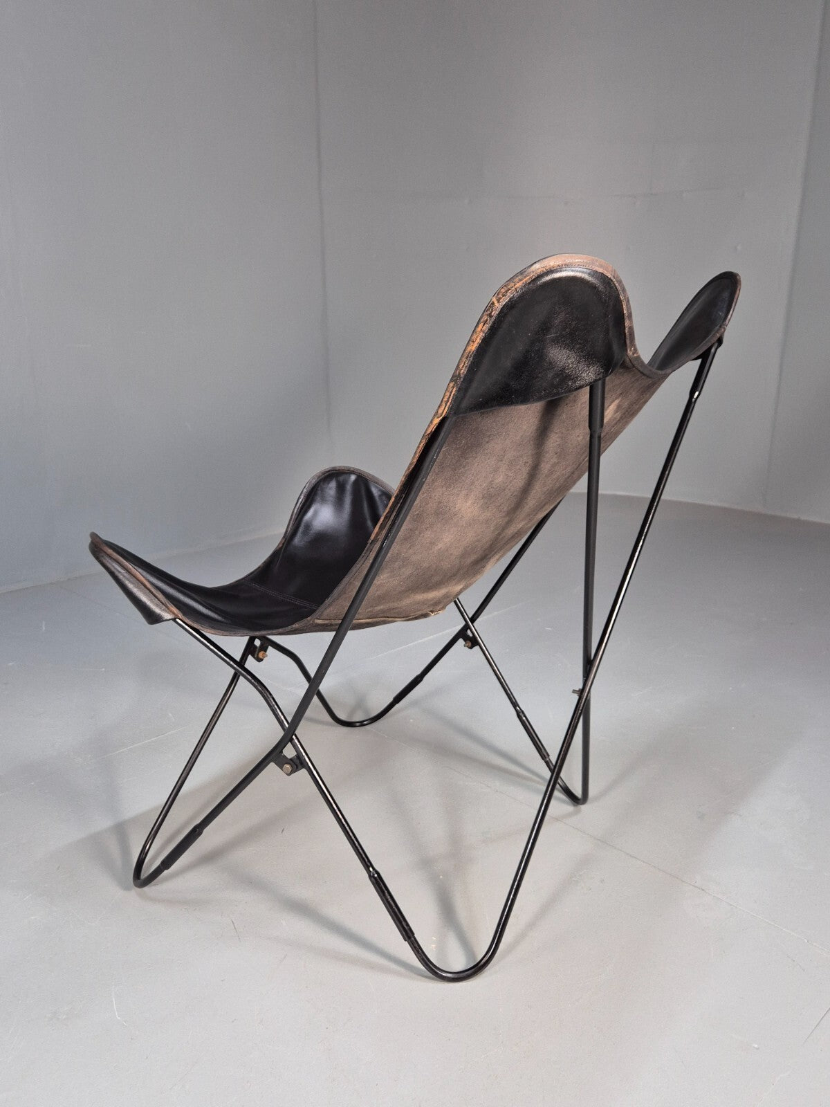 Vintage Black Leather Butterfly Chair 1970s Vintage Retro. EB9320 MNOR - UKDK FURNITURE