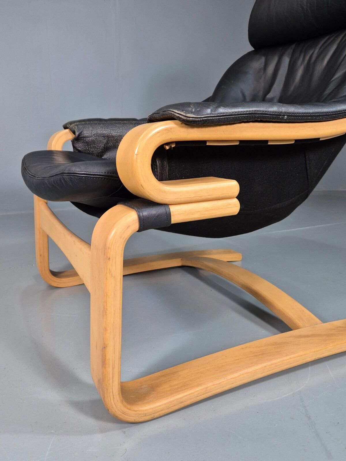 Vintage Danish Lounge Chair Black Leather Bentwood Skippers Retro EB7591 MBEN - UKDK FURNITURE