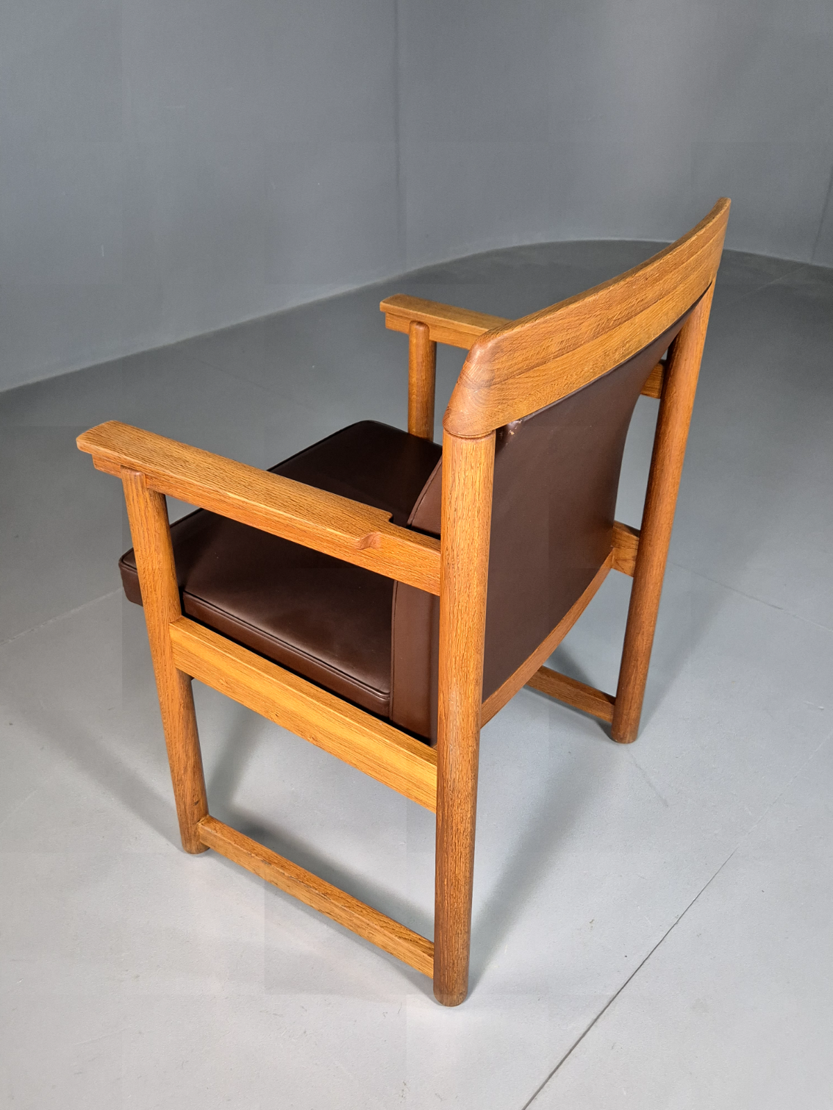 Vintage Scandinavian Elbow Chair Brown Leather Oak Frame Retro MCM EB7301 MNOR - UKDK FURNITURE