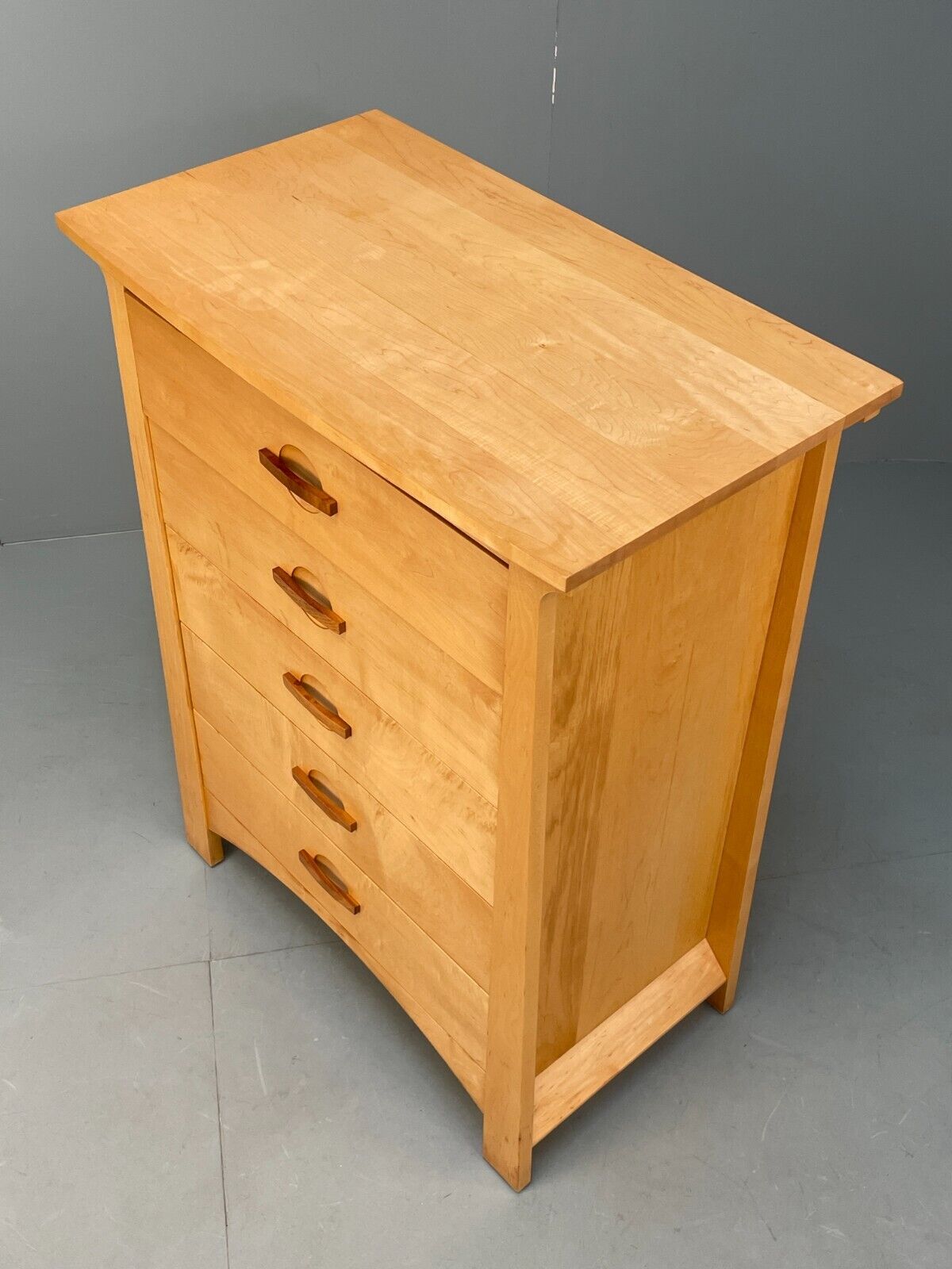 Modern Solid Chest Of Drawers Berkeley By Copeland EB9121 MWOO - UKDK FURNITURE