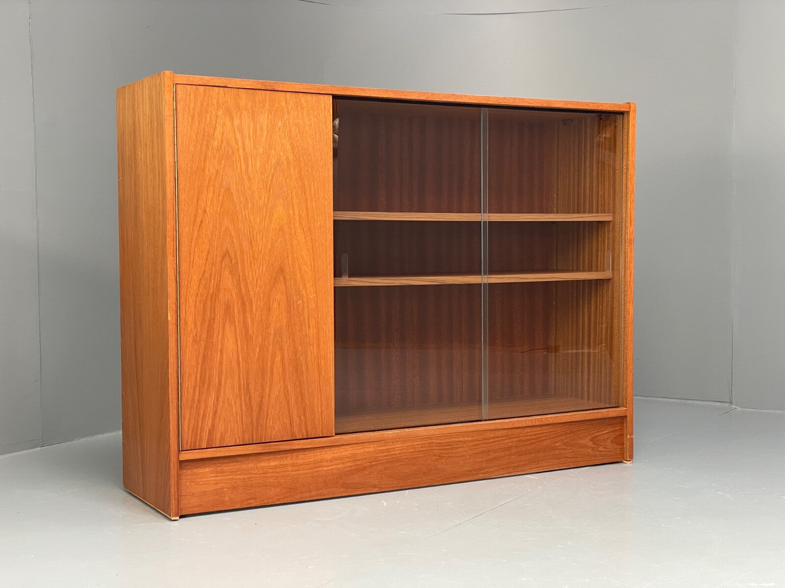 1970s Teak Shelving Unit Glass Doors And Cupboard Retro Bookcase EB8165 MWOO - UKDK FURNITURE