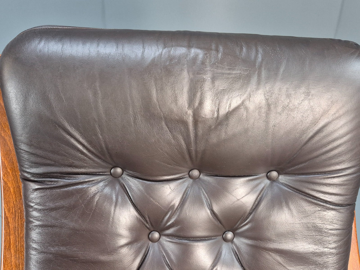 2 vintage Bentwood Leather `lounge Chairs Norway Jon Hjortdal 1970s EB9257 MBEN - UKDK FURNITURE