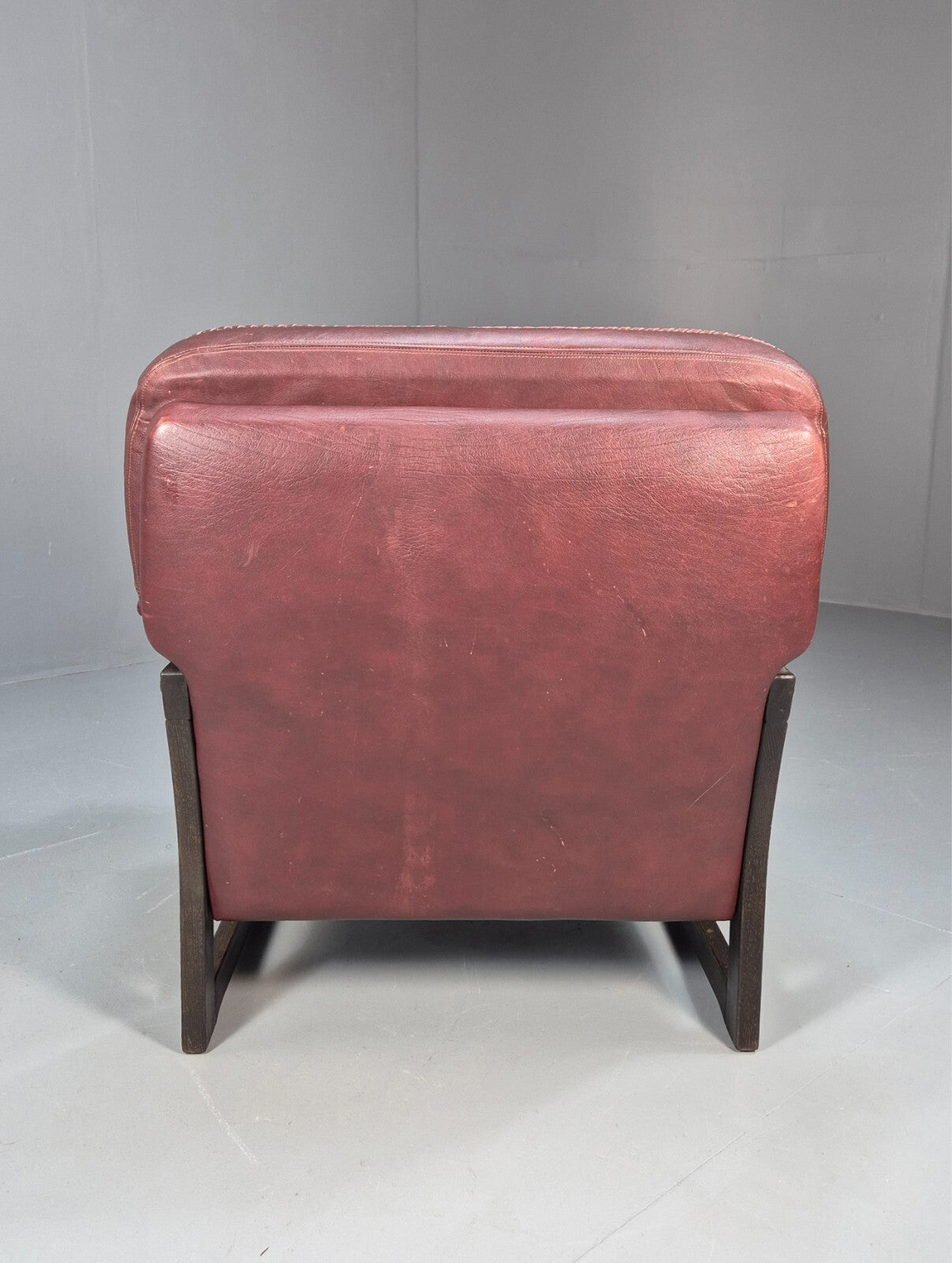 Vintage Danish Burgundy Leather Lounge Chair Stitch Detail 1980s MCM EB9259 MNOR - UKDK FURNITURE