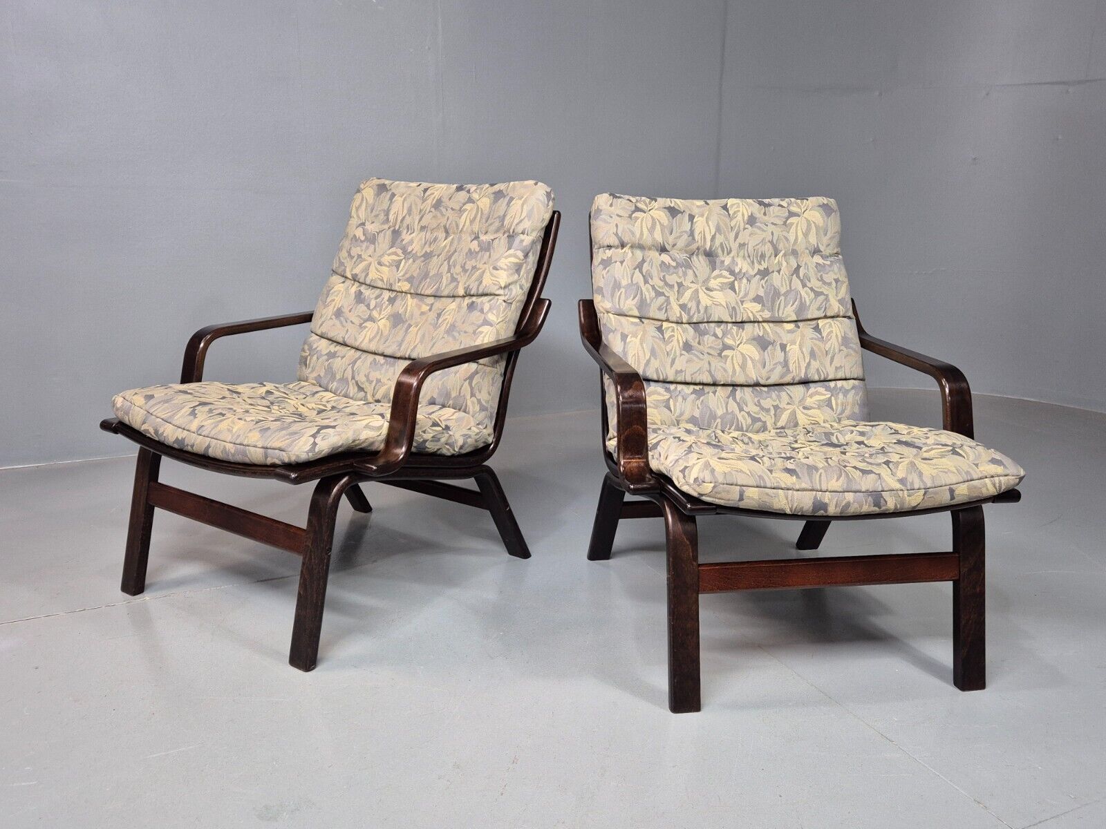 2 Vintage Danish Lounge Chairs Blue Floral Bentwood Retro 1980s MCM EB8337 MBEN - UKDK FURNITURE