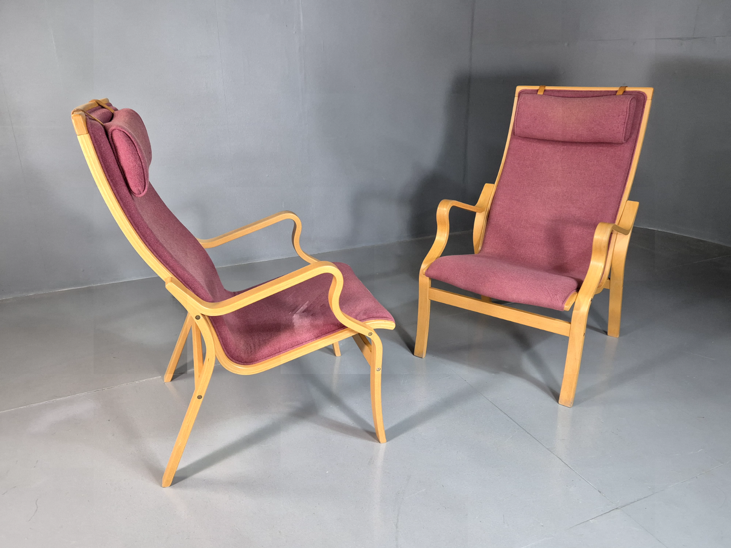 2 Vintage Danish Lounge Chairs Pink Bentwood Ostergaard Retro MCM EB7220 MBEN - UKDK FURNITURE