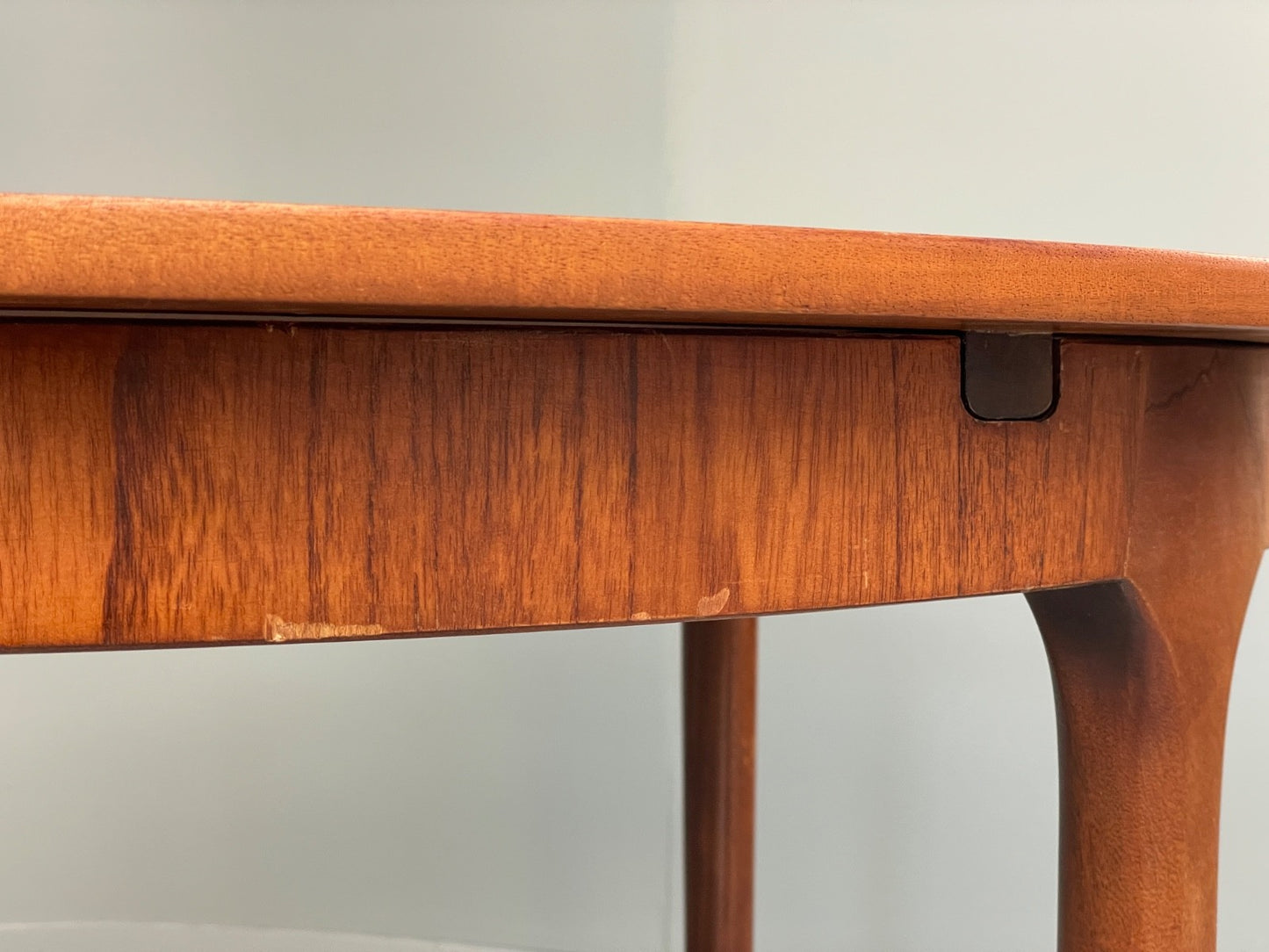 Vintage McIntosh Dining Table Round Extending 1960s Mid Century EB9773 MWOO - UKDK FURNITURE