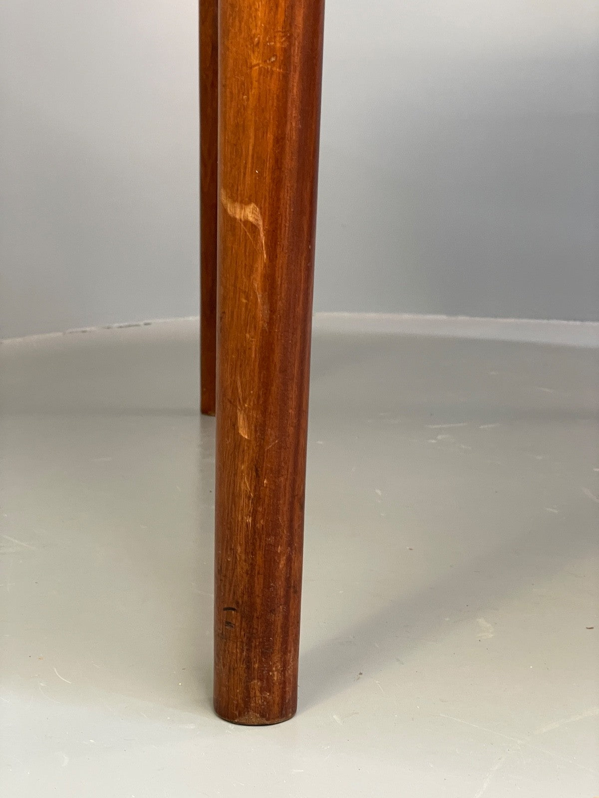 Vintage McIntosh Dining Table Round Extending 1960s Mid Century EB9773 MWOO - UKDK FURNITURE