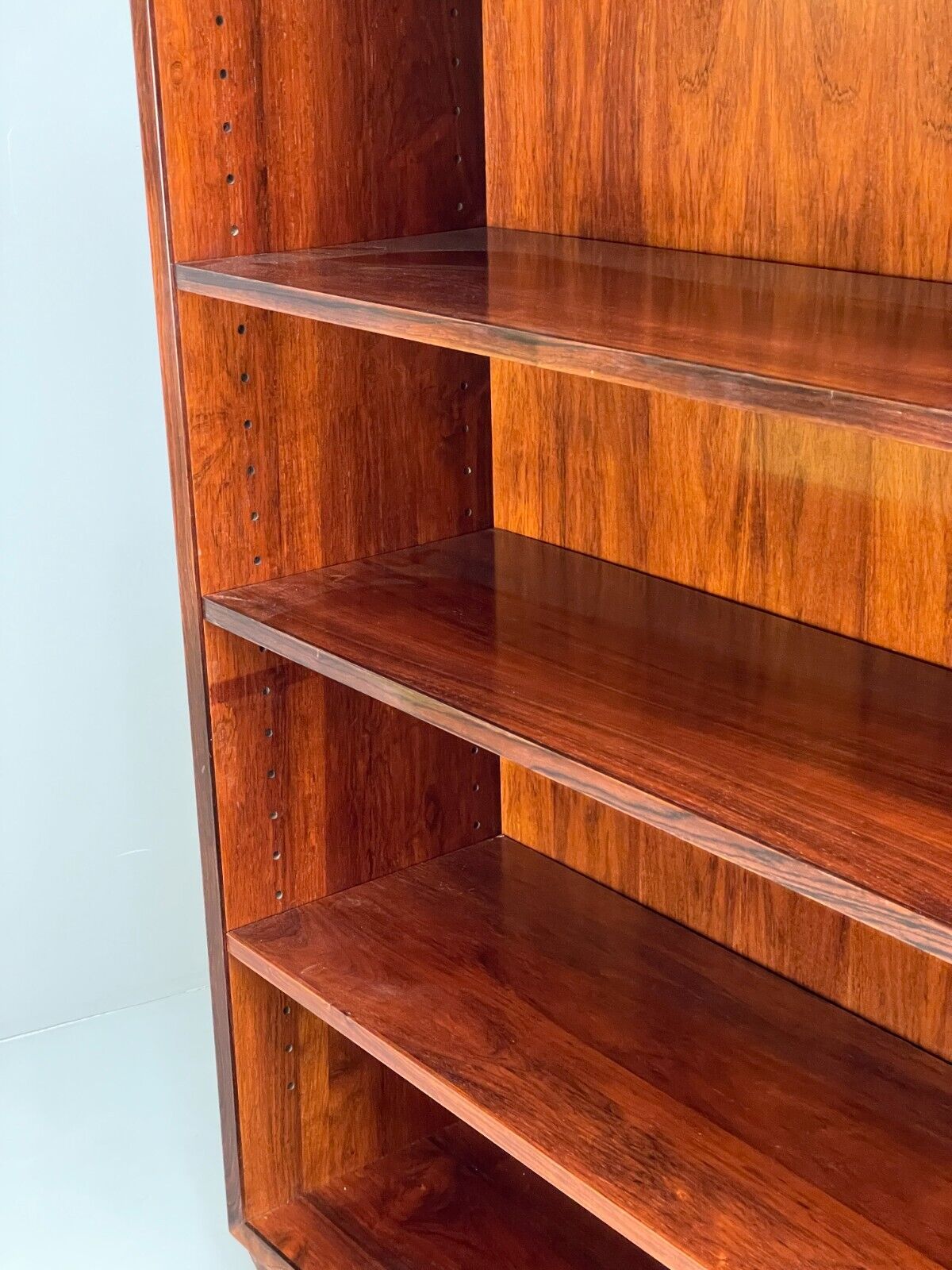Vintage Danish Bookcase Shelving Unit By LYBY Møbler Adjustable EB9131 MWOO - UKDK FURNITURE