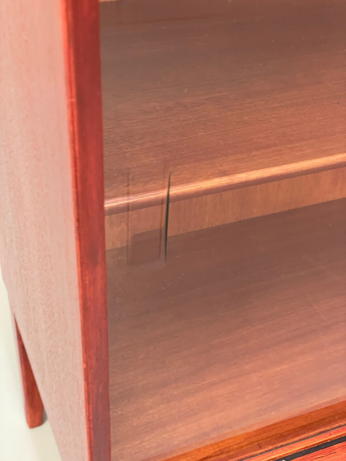 Vintage 1960s Oak Bookcase Red Stained Glazed Front Adjustable Shelf EB9763 MWOO - UKDK FURNITURE