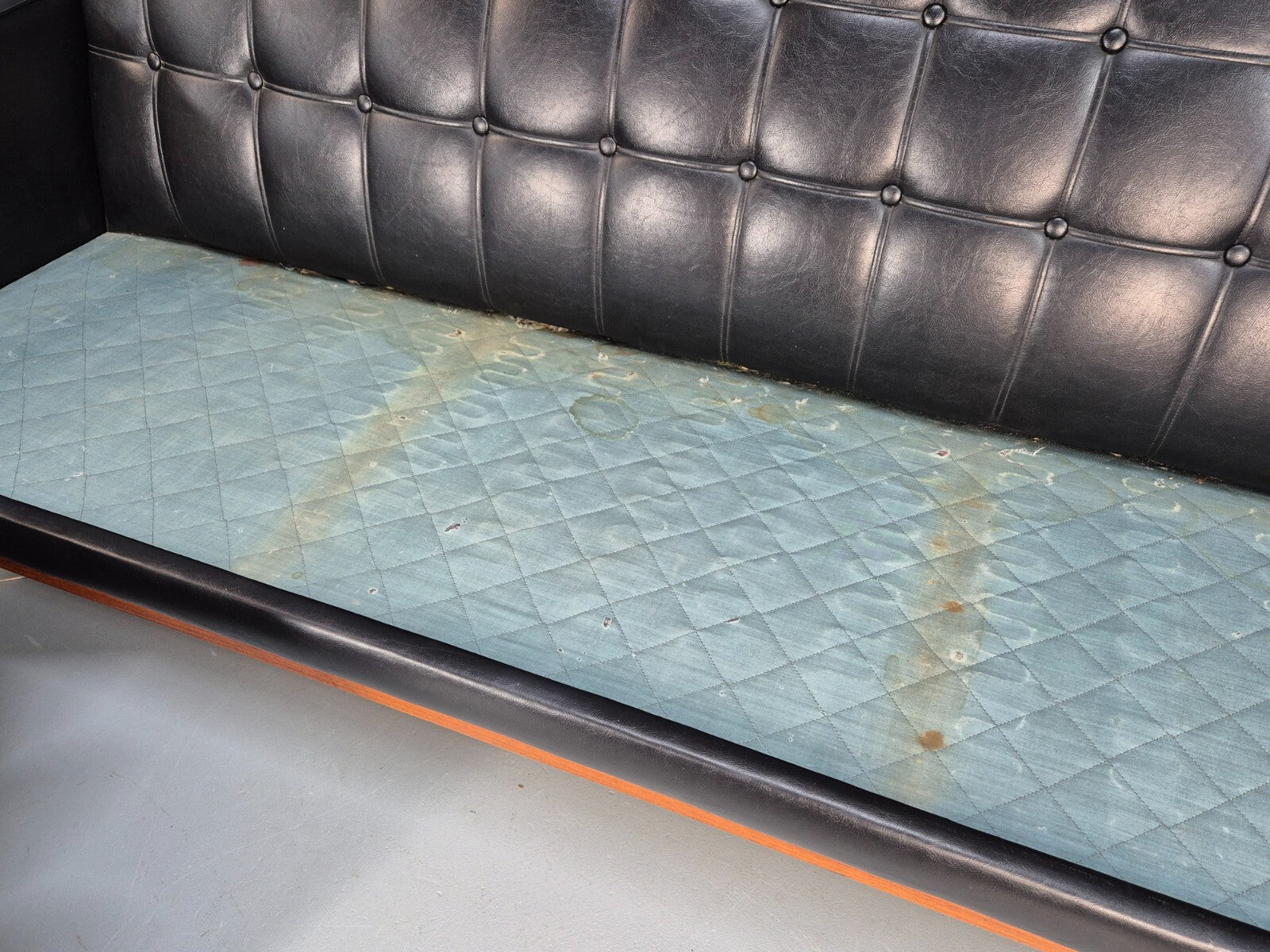 Vintage 3 Seater Sofa Black Leather Teak Frame Futura Mobler Mid Century M3SS - UKDK FURNITURE