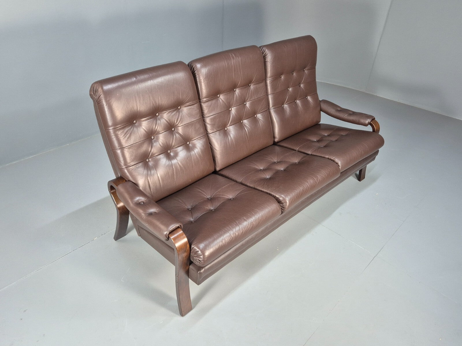Vintage danish 3 seat Brown Leather Sofa Bentwood Frame 1980s Retro EB9079 M3SS - UKDK FURNITURE