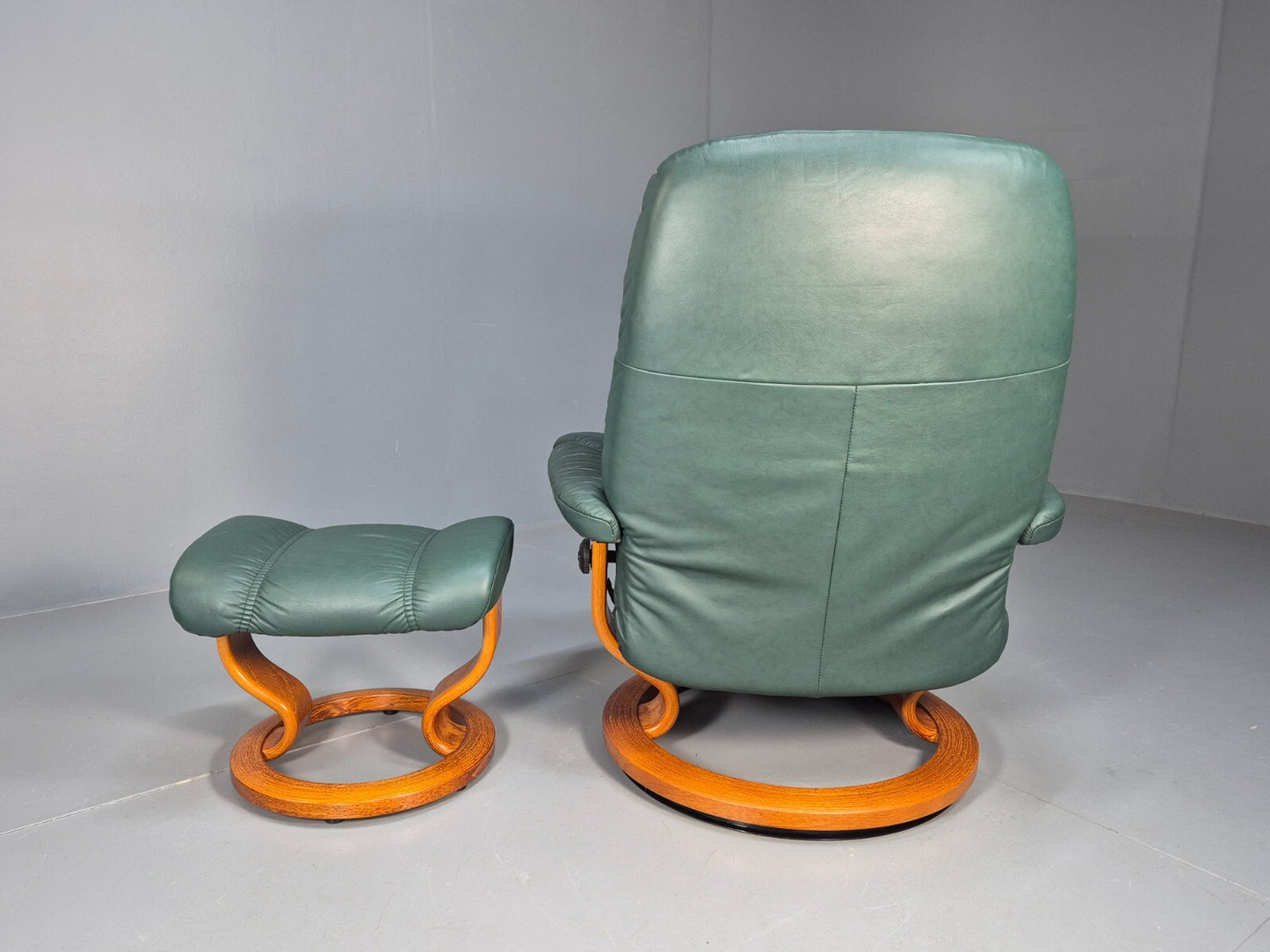 Vintage Stressless Swivel Chair Reclining & Green Leather Footstool EB9250 MSWI - UKDK FURNITURE