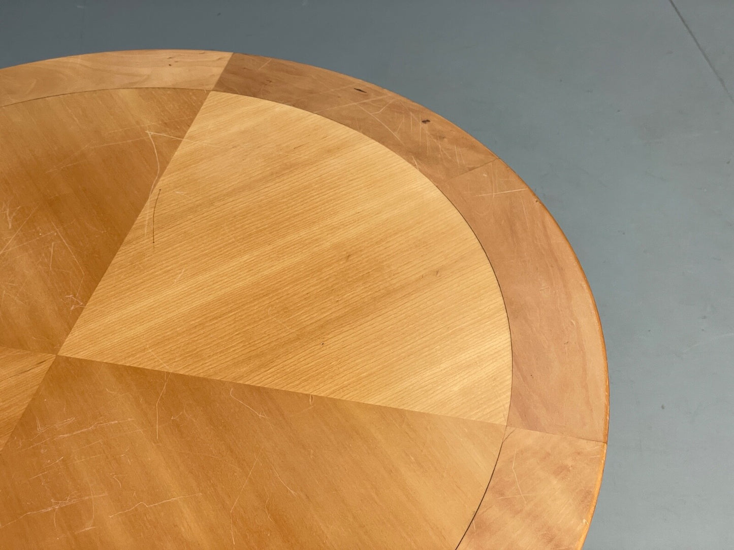 Circular Maple Coffee Table Height Adjustable Art Deco Themed Modern EB9439 MWOO - UKDK FURNITURE