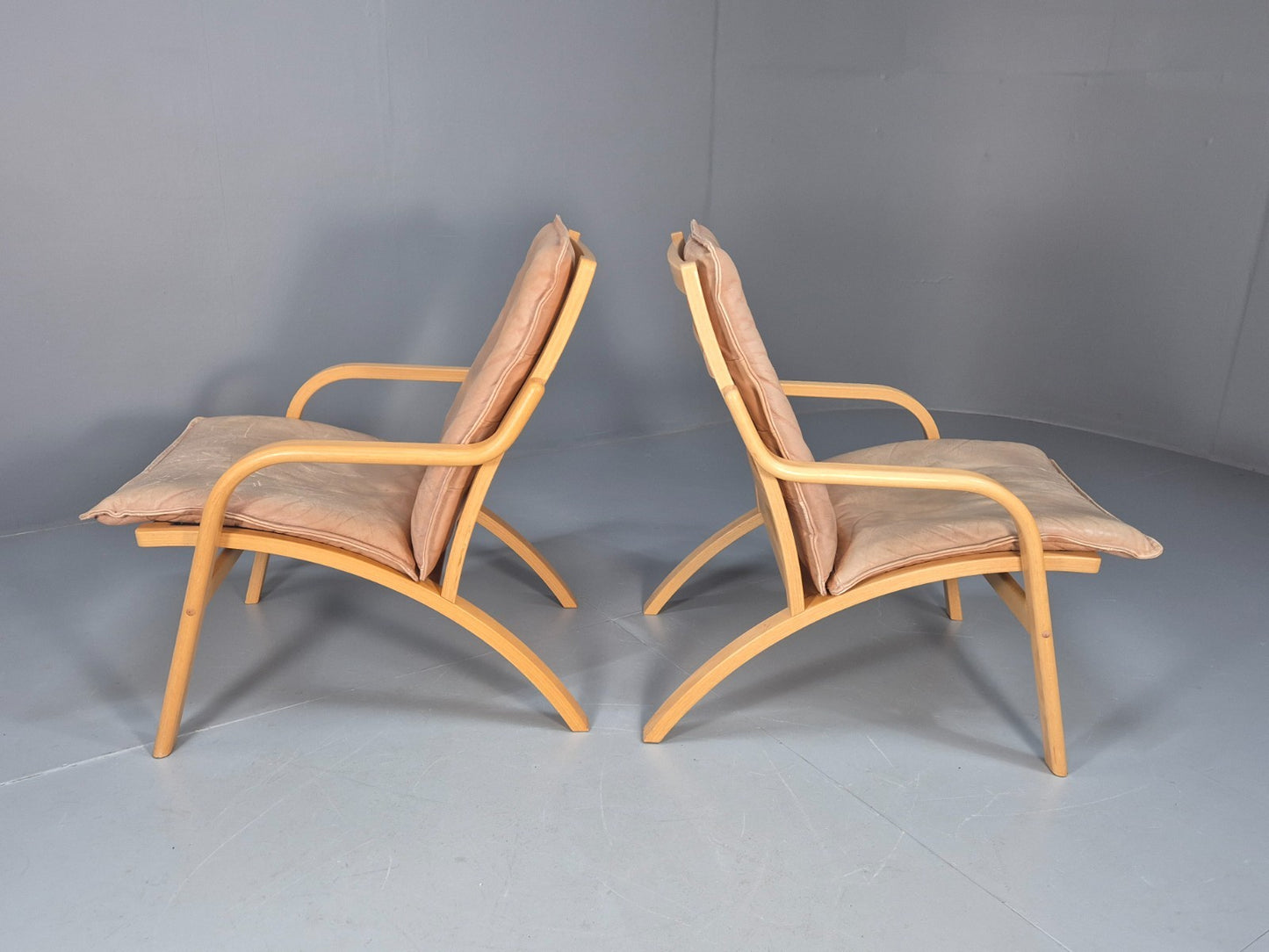 2 Stouby Tan Leather Bentwood Lounge Chairs 1980s Danish Design EB9303 MBEN - UKDK FURNITURE