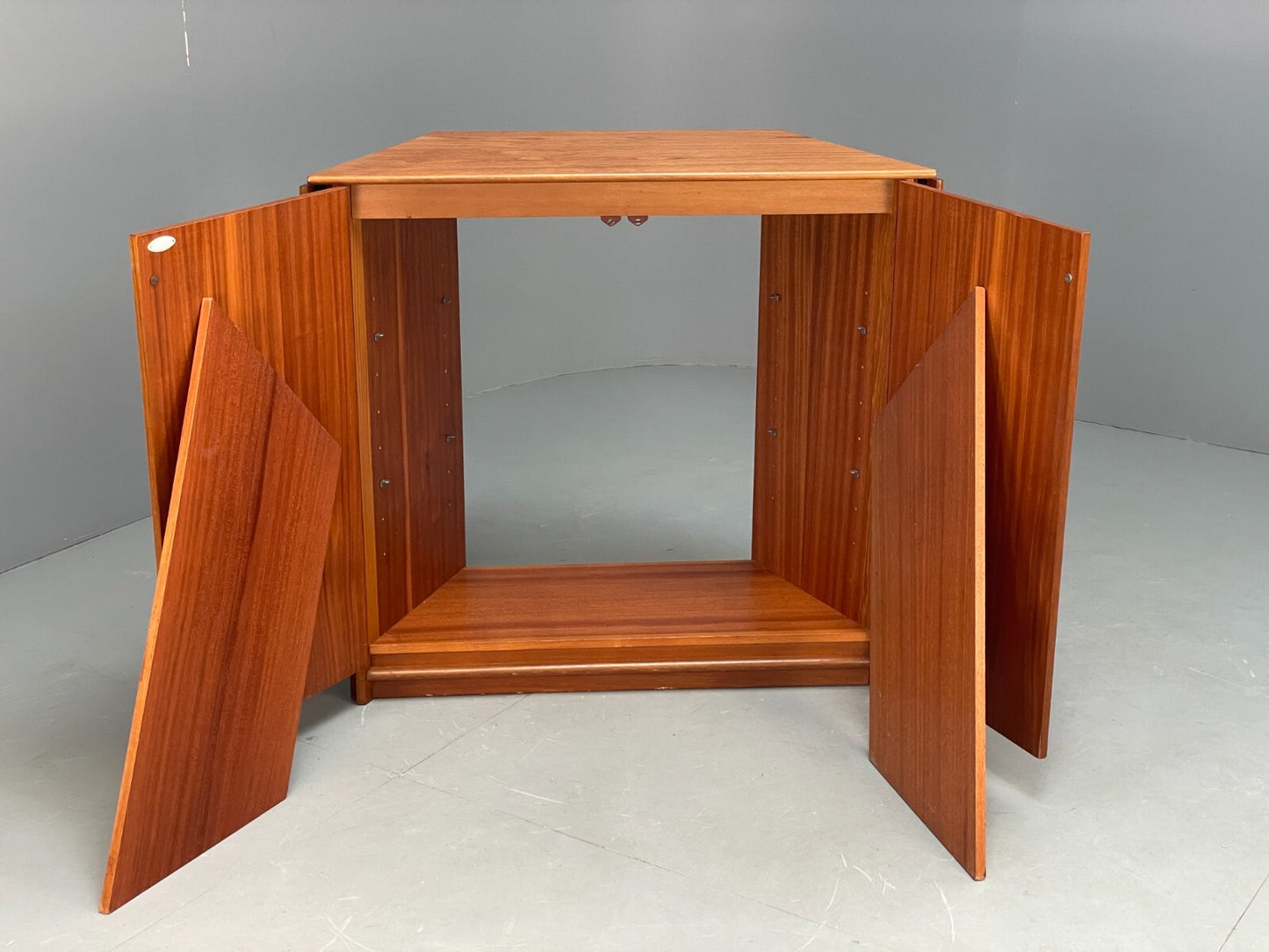 Vintage Teak Extending Home Drinks Bar By Reeds Furniture Shelving EB9119 MWOO - UKDK FURNITURE